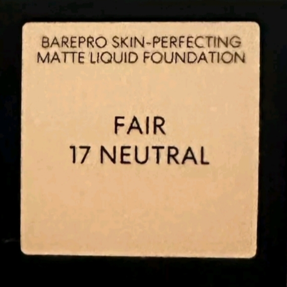 Bare Minerals bare pro foundation - Picture 2 of 2